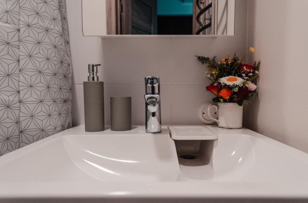 Rigas Ielas Apartamenti 1 Daire Valmiera Dış mekan fotoğraf